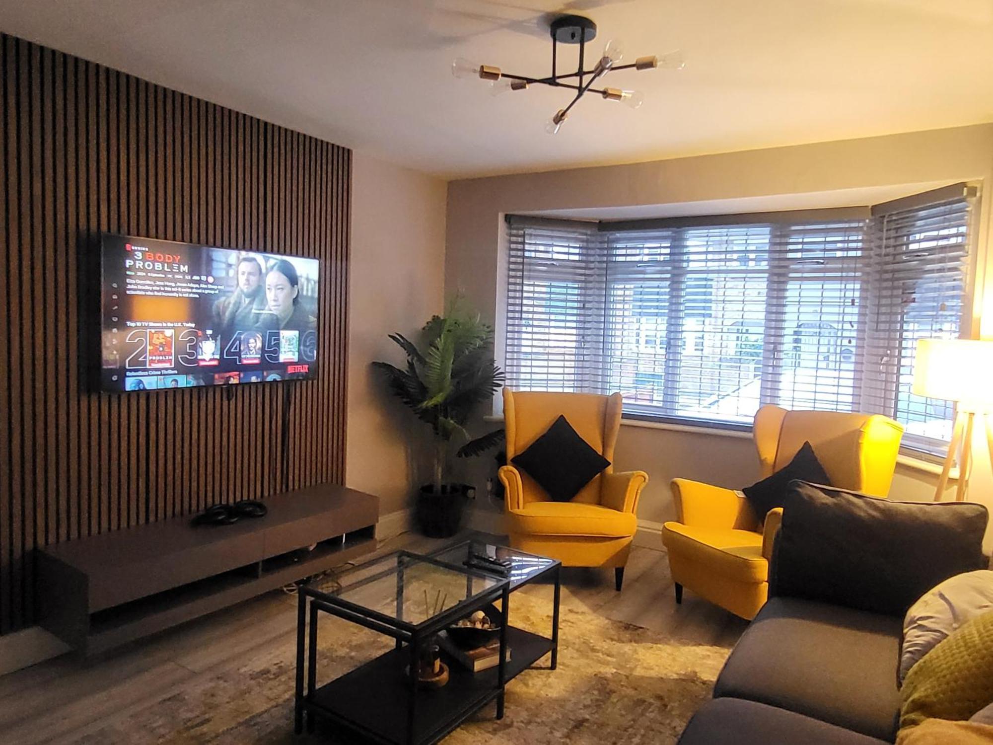 Beautiful Newly Renovated House In Rainham Essex Villa Ngoại thất bức ảnh