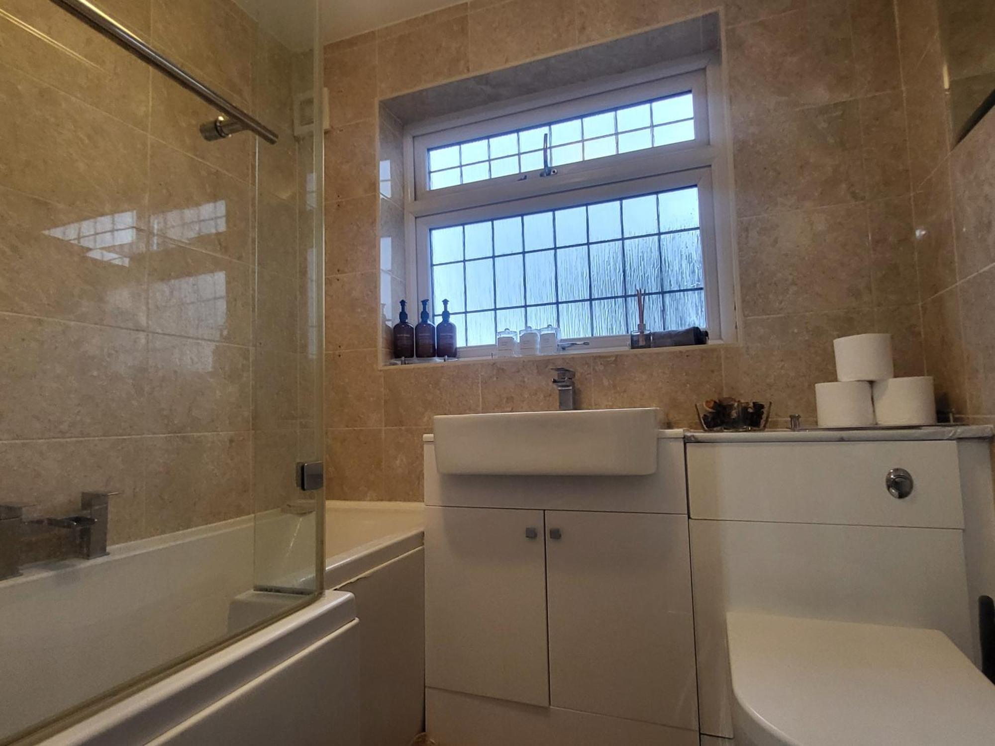 Beautiful Newly Renovated House In Rainham Essex Villa Ngoại thất bức ảnh