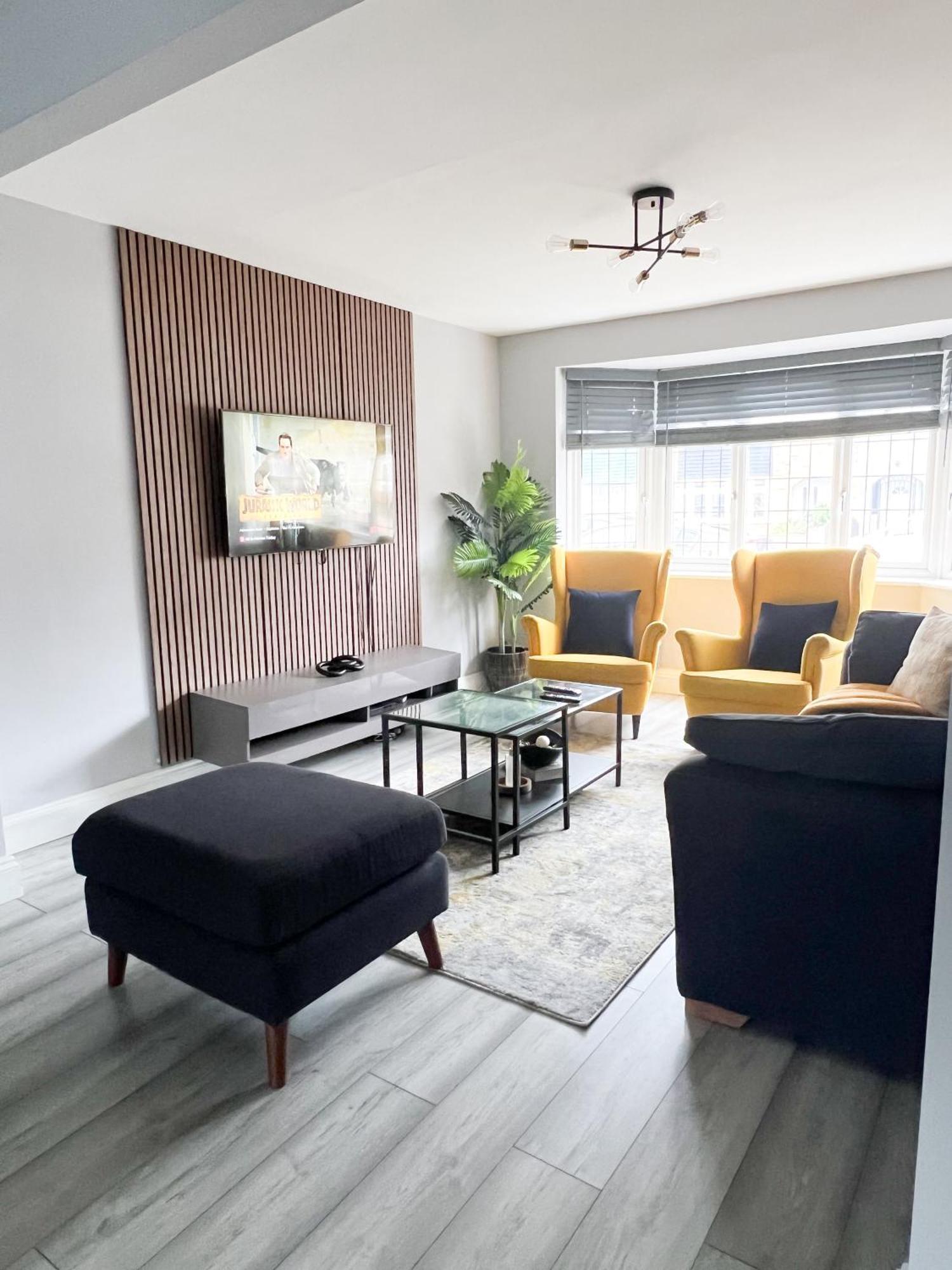 Beautiful Newly Renovated House In Rainham Essex Villa Ngoại thất bức ảnh